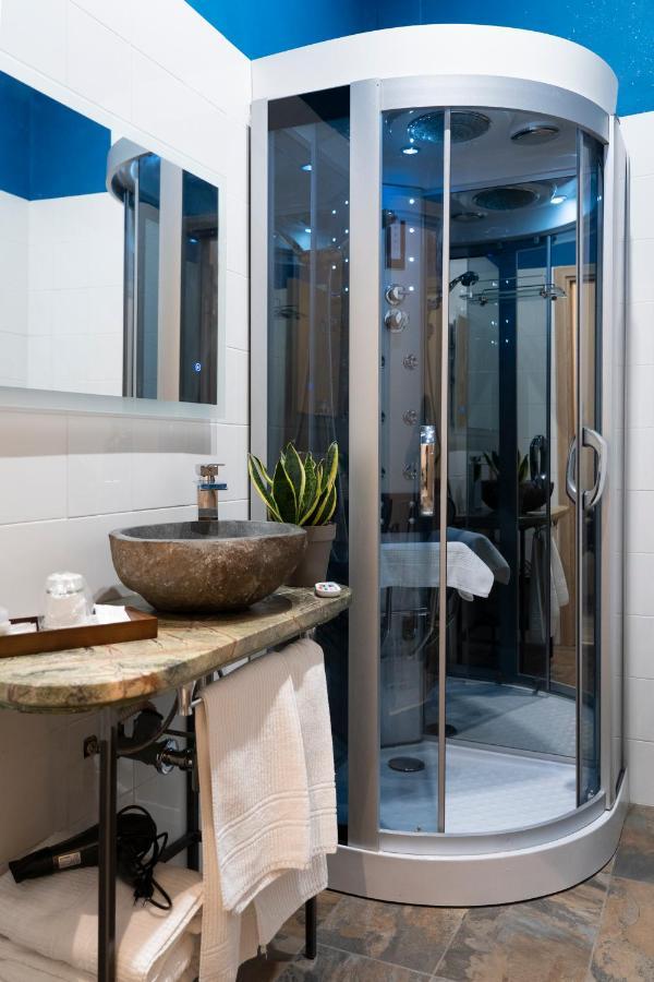 Varese Suites Eksteriør billede